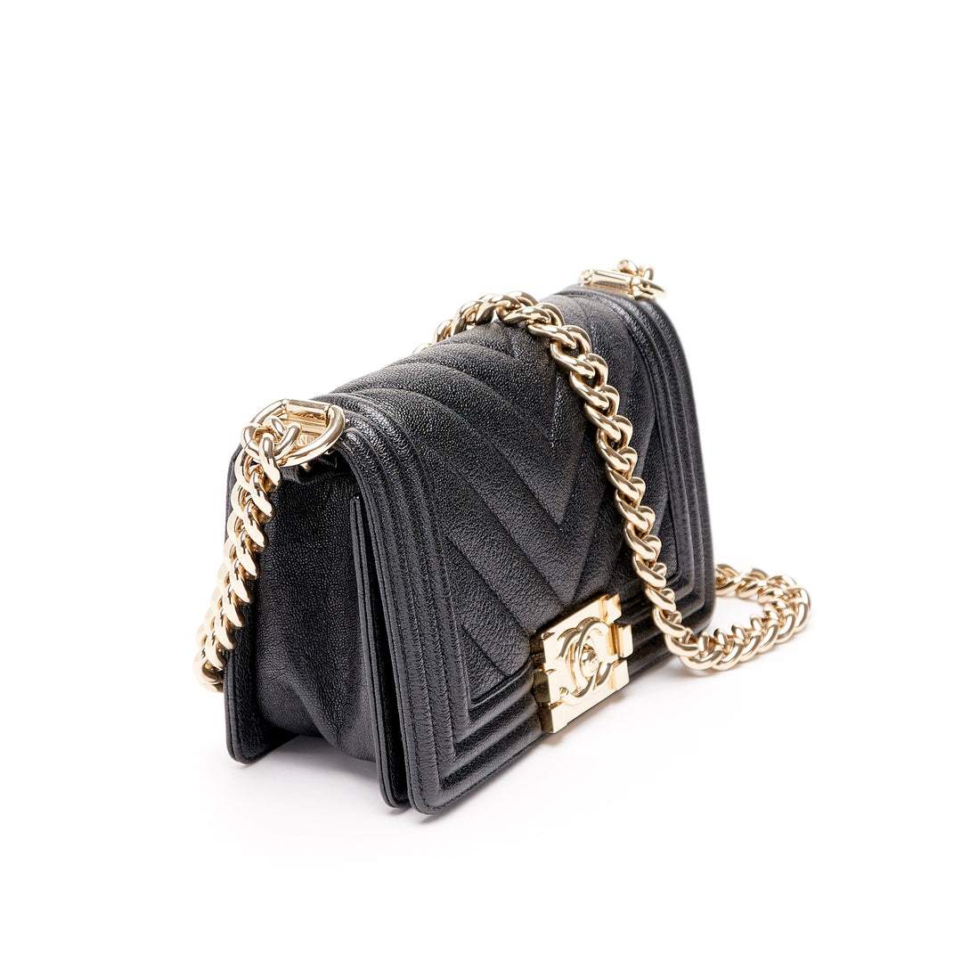 Boy chanel black gold on sale