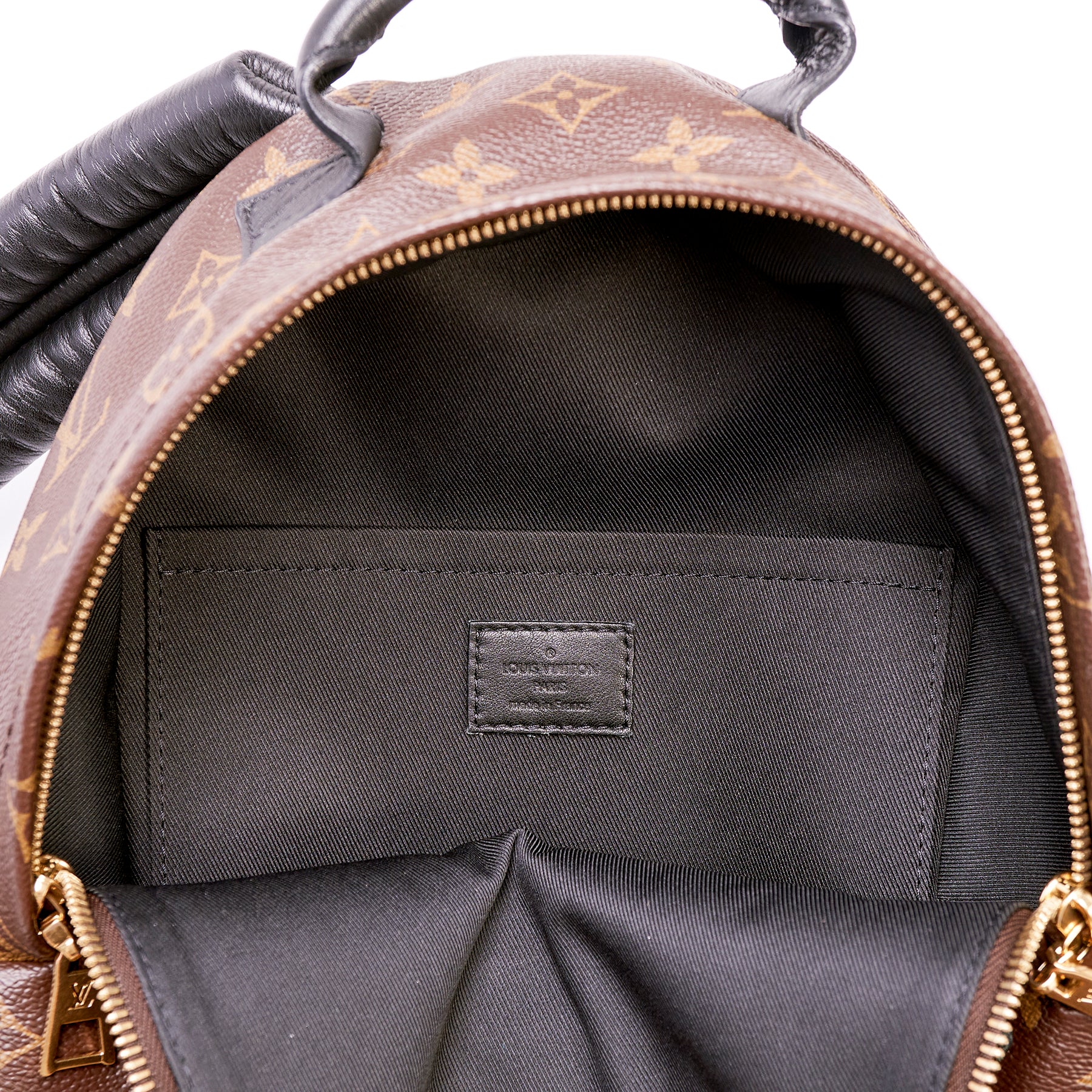 Louis Vuitton Palm Springs PM monogram – VintageBooBoo Pre owned designer  bags, shoes, clothes